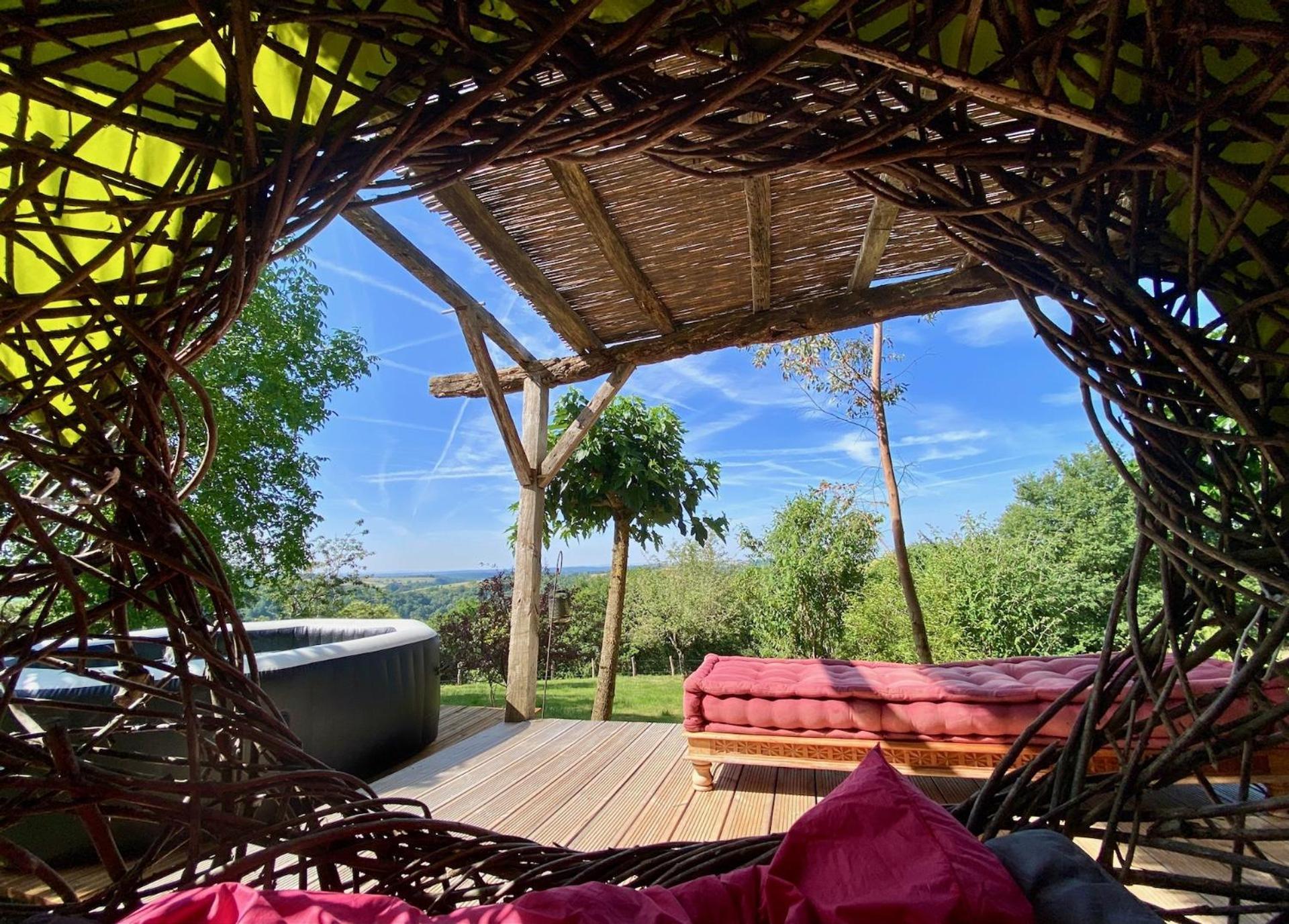 Couette-café Les Monts D'amara, Ressourcement, Nature, Sante Campuac